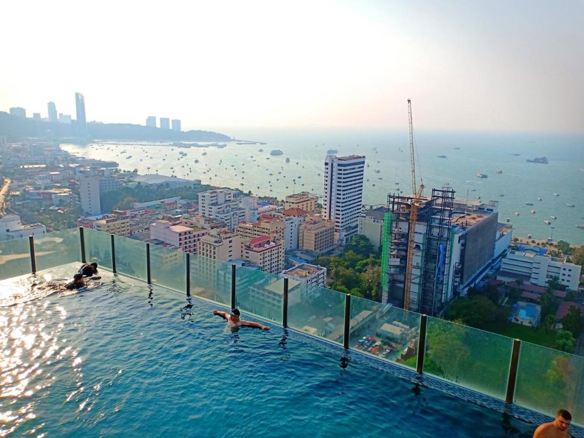 The Base Horizon Central Pattaya Exterior foto